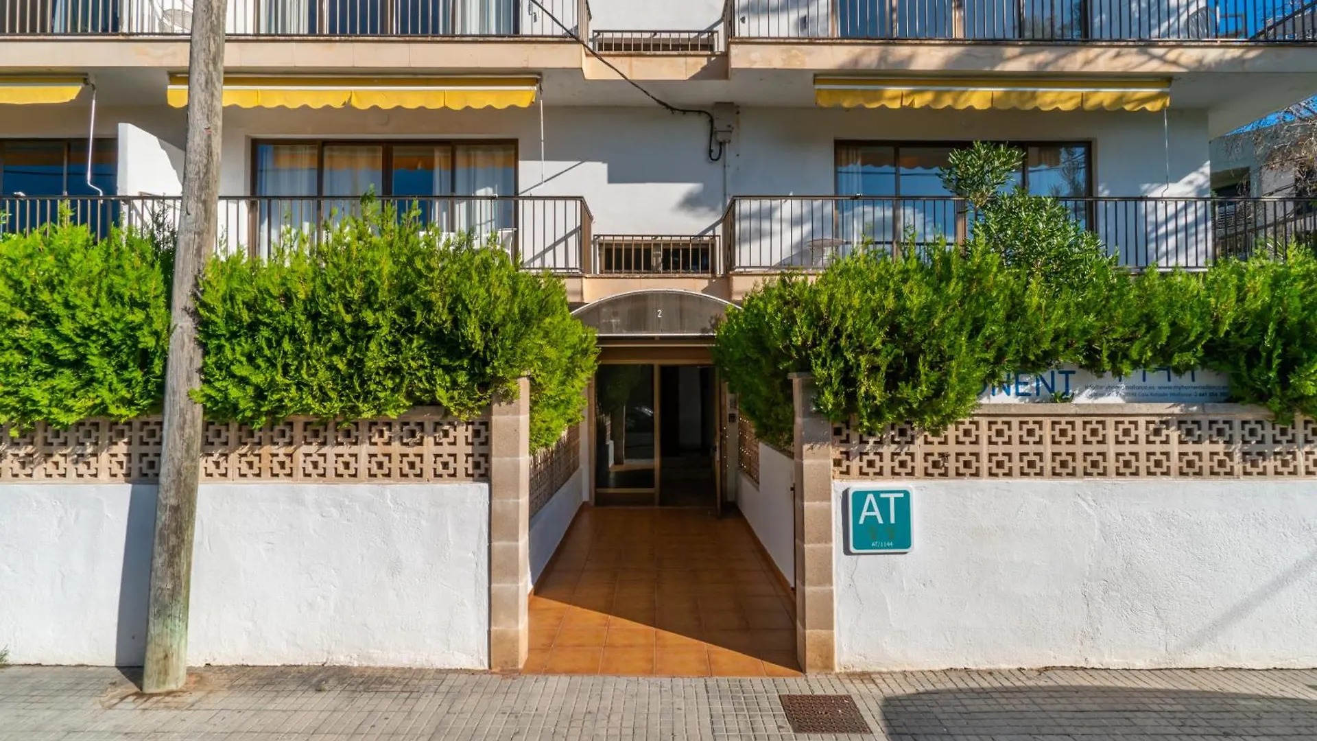 Ponent Cala Ratjada Apartments E 0*, Cala Ratjada (Mallorca)